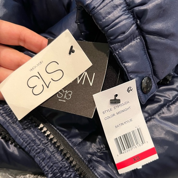 S13 Women's Kylie Down Puffer Jacket - Picture 5 of 5